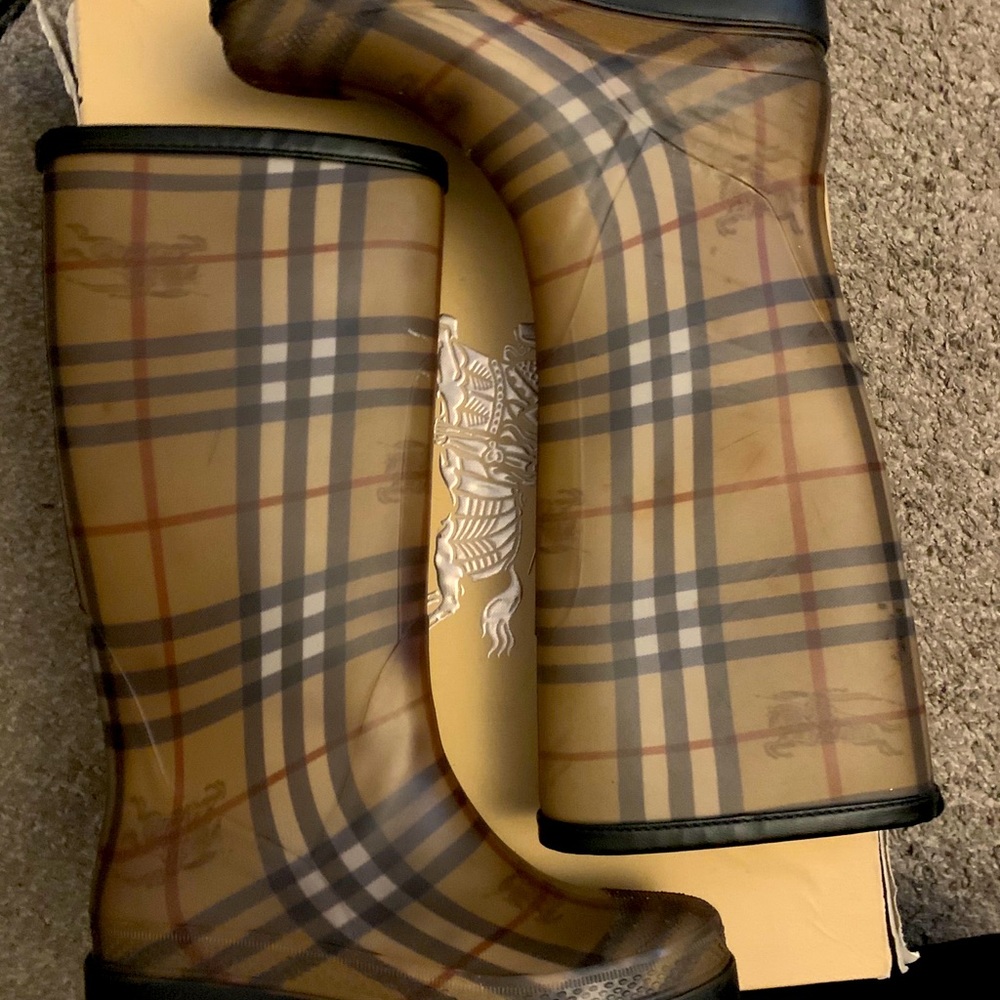 Burberry rain boots